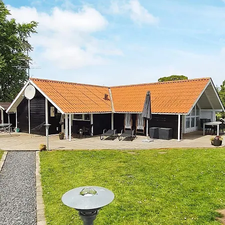 Luxury Retreat On Als - By Traum Sarup