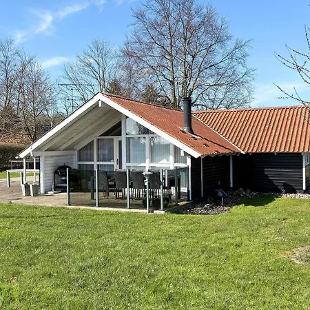 Luxury Retreat On Als Sarup