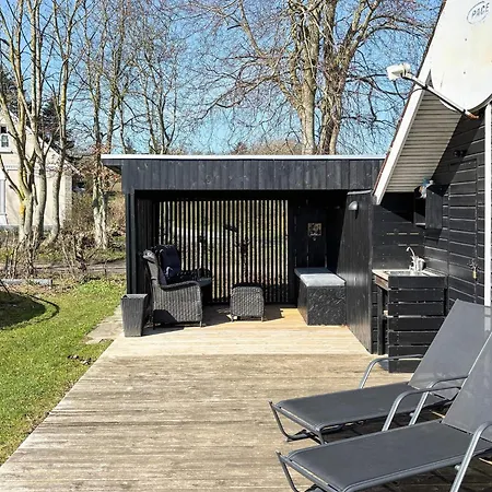 Luxury Retreat On Als Semesterbostad *