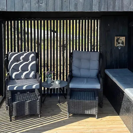 Luxury Retreat On Als Semesterbostad