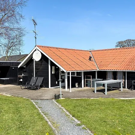 Luxury Retreat On Als Semesterbostad